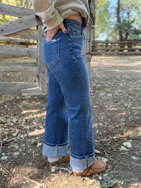 Classic Straight Leg Jean (Tummy Control)