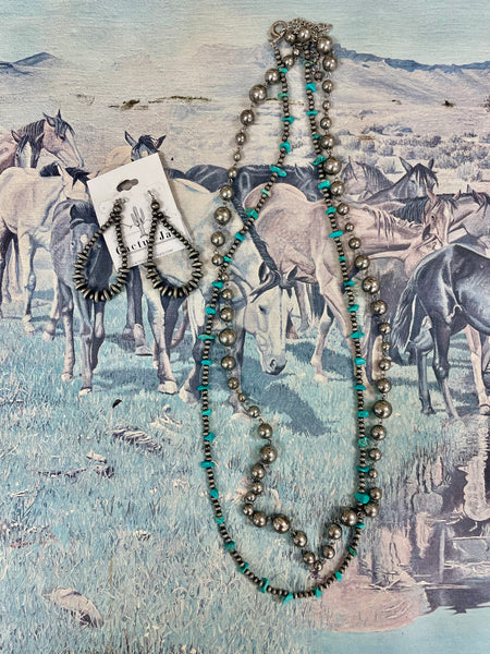 Turquoise Beaded Necklace