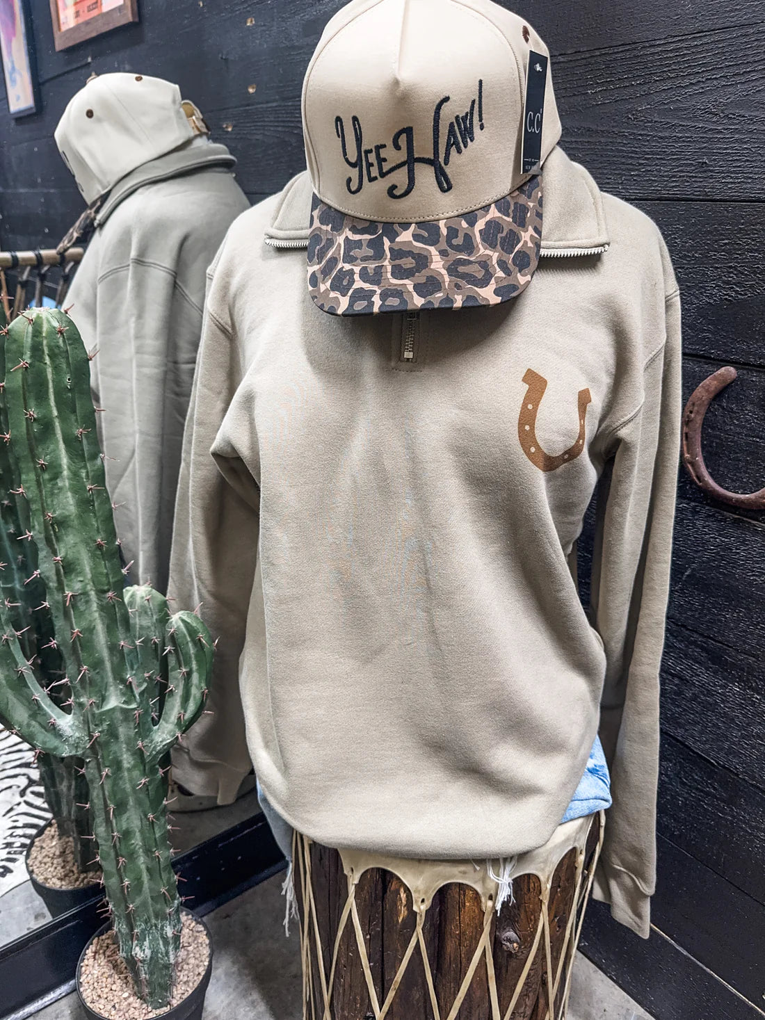 Horseshoe 1/4 Zip Graphic Sweatshirt