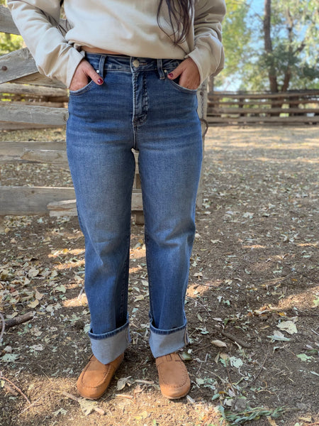 Classic Straight Leg Jean (Tummy Control)
